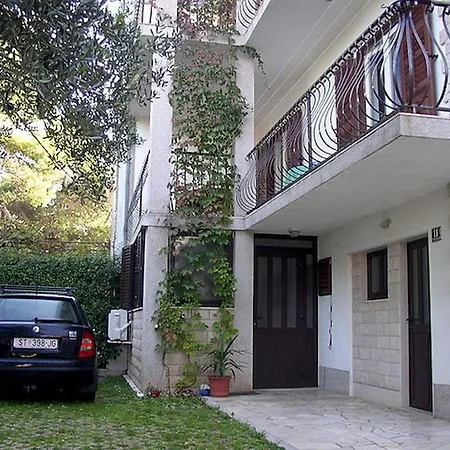 Apartment By The Sea Slatine, Ciovo - 14871 *